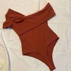 Lulu’s Brown One shoulder Bodysuit